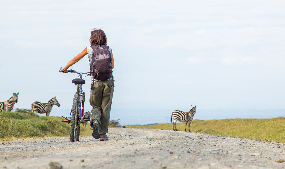 Cycling in Hell's Gate National Park