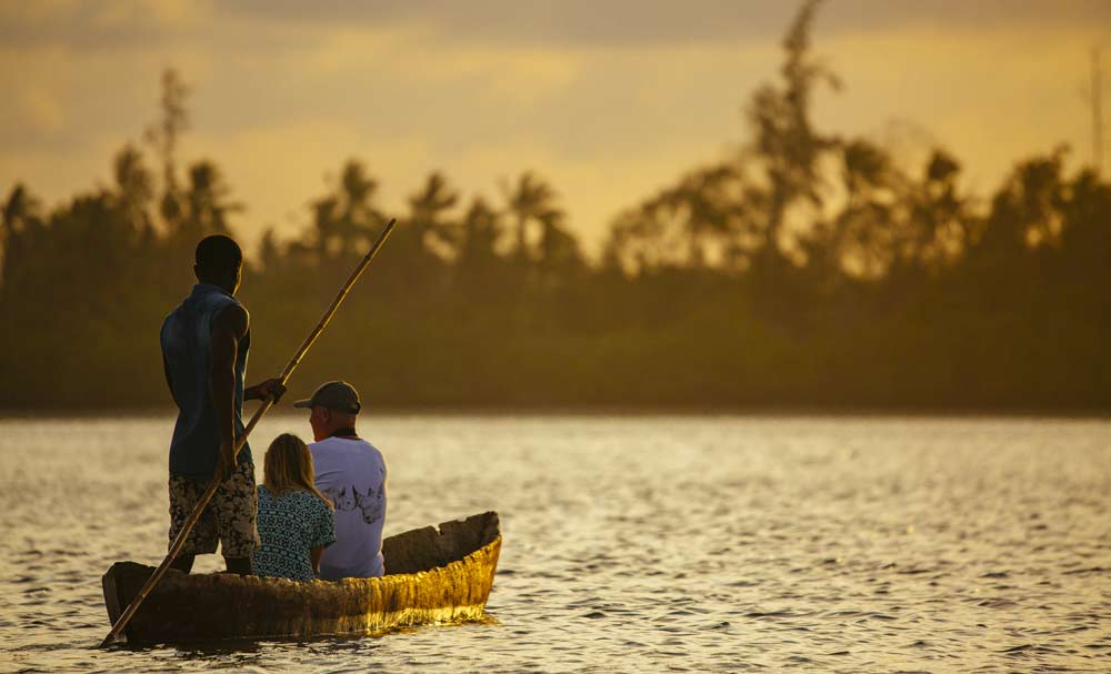 Canoe ride through Mida Creek, Watamu